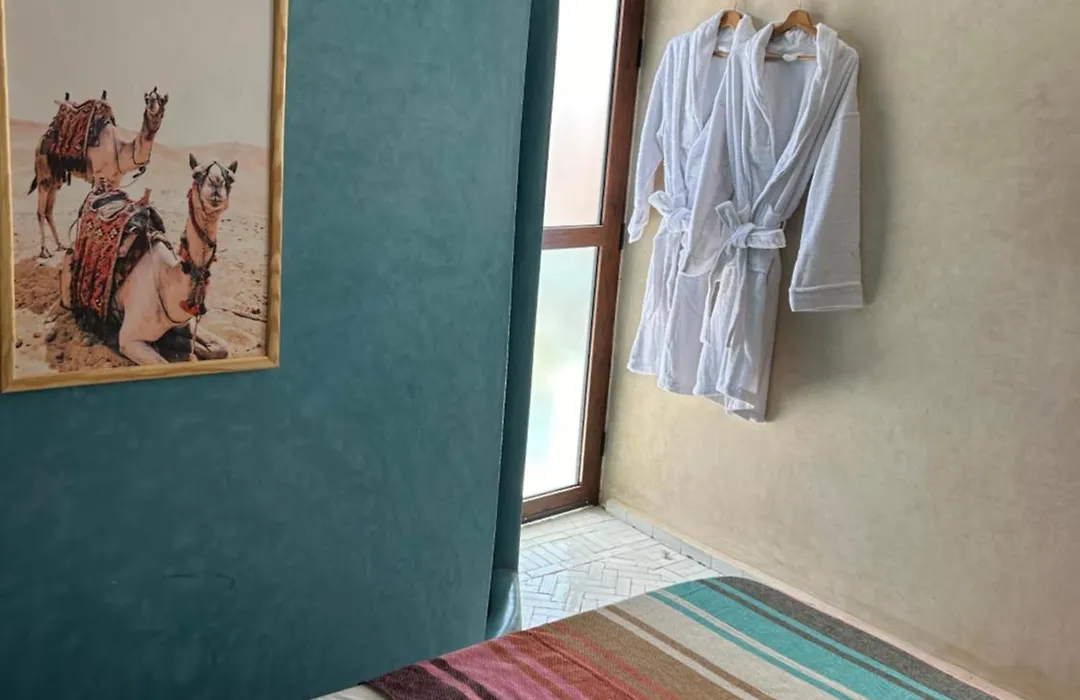 Riad Amazing Amazigh avec jacuzzi petit déjeuner compris avec aussi chambres familiales près de la place jemaa El fna-1